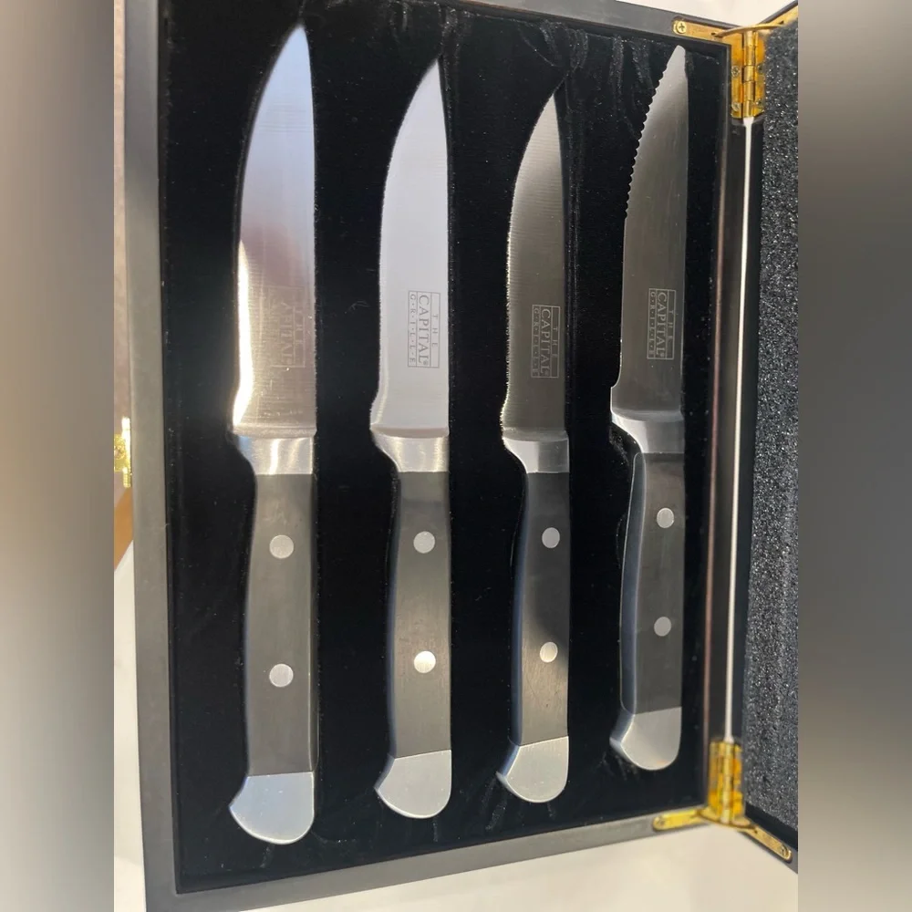 🔪 The Capital Grille Steak Knife Set – Set of 4 | Brand New in Box |